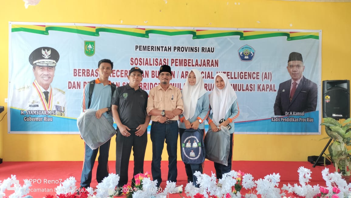 Sosialisasi Pembelajaran Berbasis Kecerdasan Buatan / Artificial Intelligence (AI).